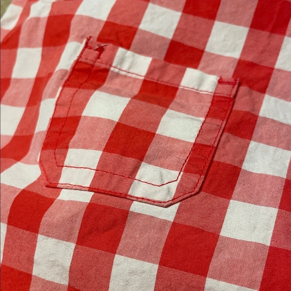GAP charming checkered